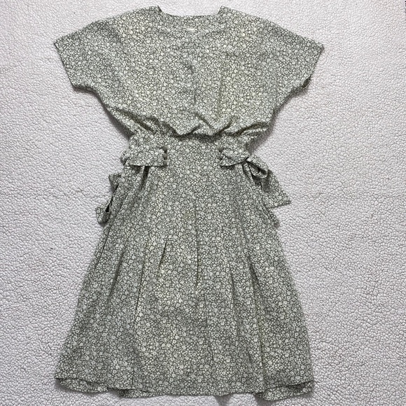 Vintage Sage Green Floral Short Sleeve MIDI Dress Size Medium (9) - Picture 16 of 16